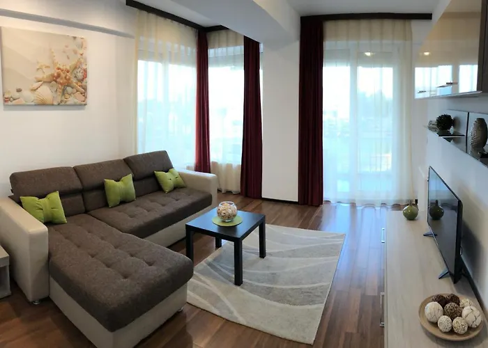 Alcomar Apartment - Summerland Mamaia